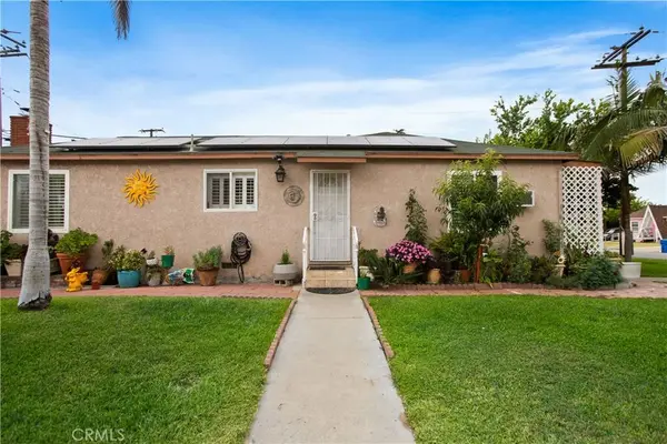 8802 Stamps, Downey, CA 90240