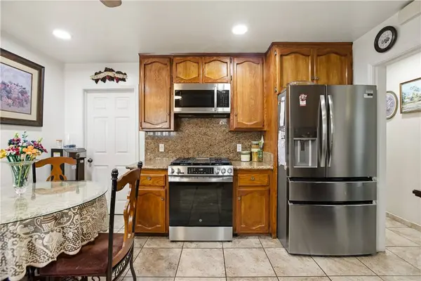 8802 Stamps, Downey, CA 90240