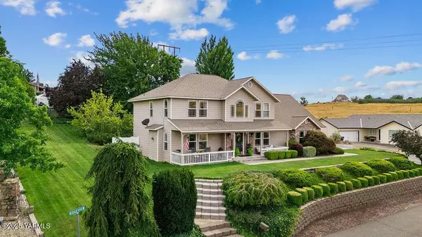 1002 Ridgeview Ave, Selah, WA 98942