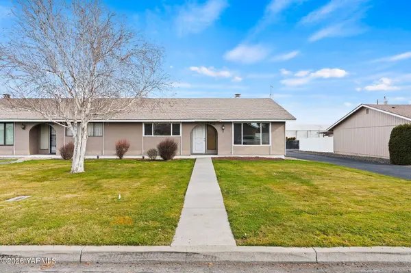 611 53rd Ave S, Yakima, WA 98908