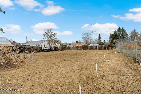 NKA Vendome Ave, Yakima, WA 98902