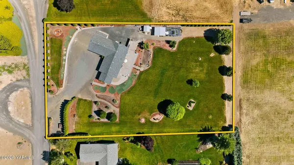 31 Faulkner Rd, Selah, WA 98942