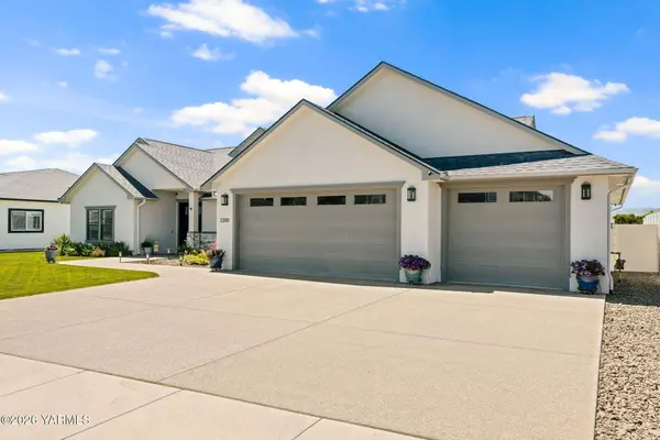 2200 S 96th Ave, Yakima, WA 98903