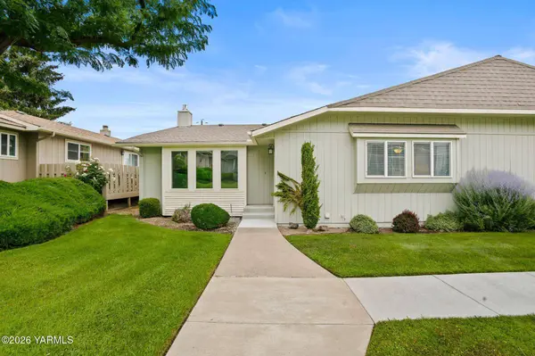 3112 15 Redwood WAY, Yakima, WA 98902