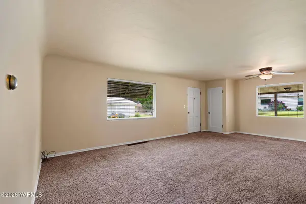 120 Vendome Ave, Yakima, WA 98902