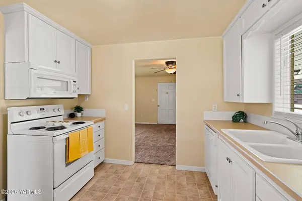 120 Vendome Ave, Yakima, WA 98902