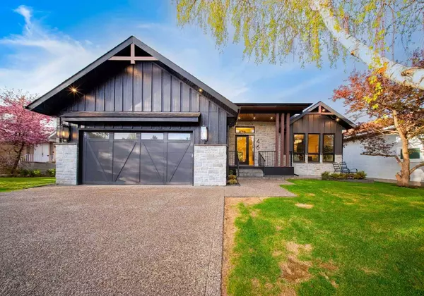 46 Varsity Estates Close NW, Calgary, AB T3B 5J2