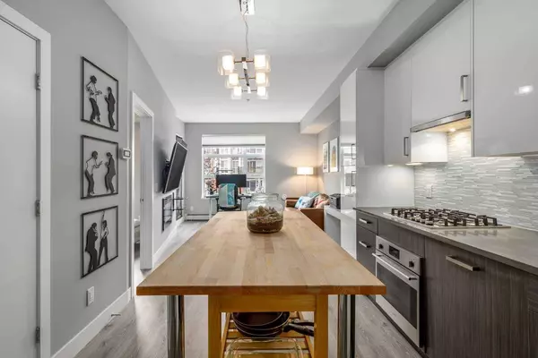 515 4 AVE NE #311, Calgary, AB T2E 0J9