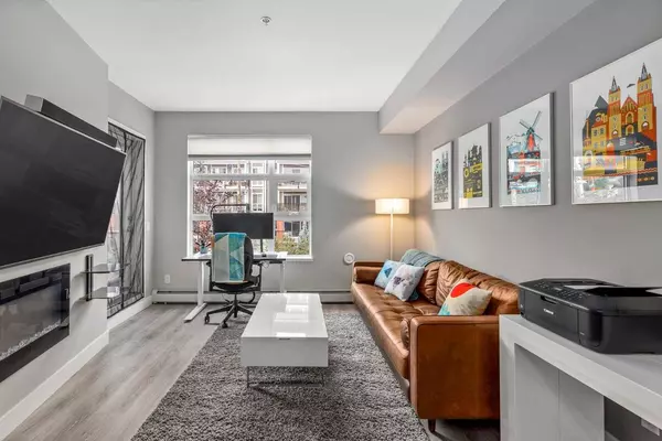 515 4 AVE NE #311, Calgary, AB T2E 0J9