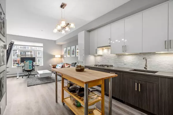 515 4 AVE NE #311, Calgary, AB T2E 0J9