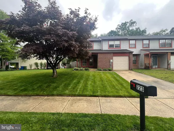 223 FOXWOOD LN, Marlton, NJ 08053