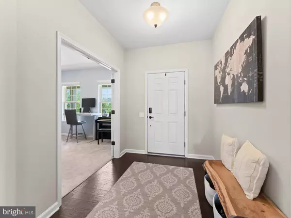 130 WILTSHIRE LN, Warminster, PA 18974