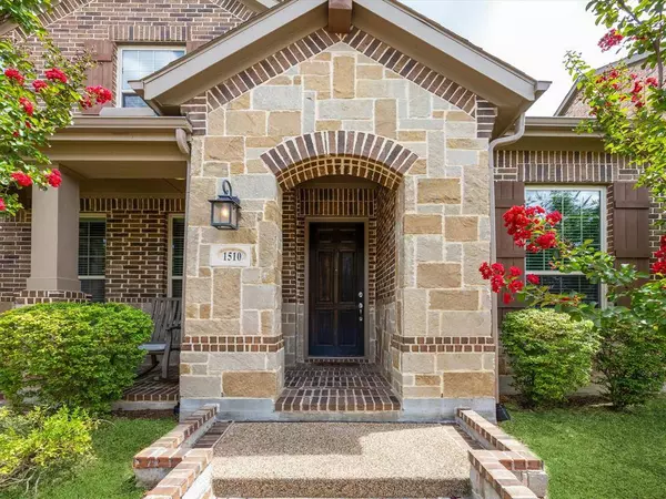 1510 White Squall Trail, Arlington, TX 76005