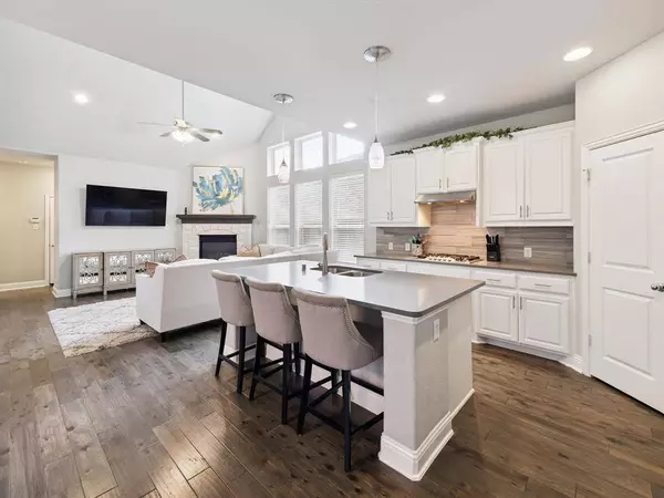 1510 White Squall Trail, Arlington, TX 76005