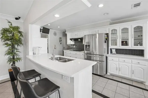 1910 University Drive, Richardson, TX 75081