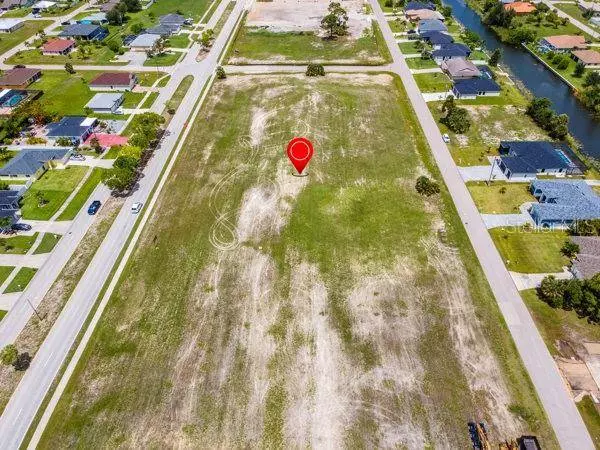 845 TRAFALGAR Pkwy, Cape Coral, FL 33991