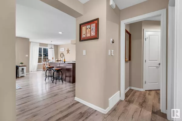 1288 DANIELS CR SW, Edmonton, AB T6W 3J1