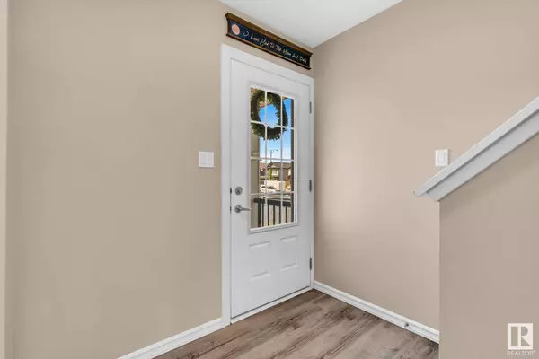 1288 DANIELS CR SW, Edmonton, AB T6W 3J1