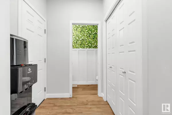 2117 CASSIDY WD SW, Edmonton, AB T6W 1A7