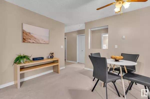 #114 905 BLACKLOCK WY SW, Edmonton, AB T6W 1M7