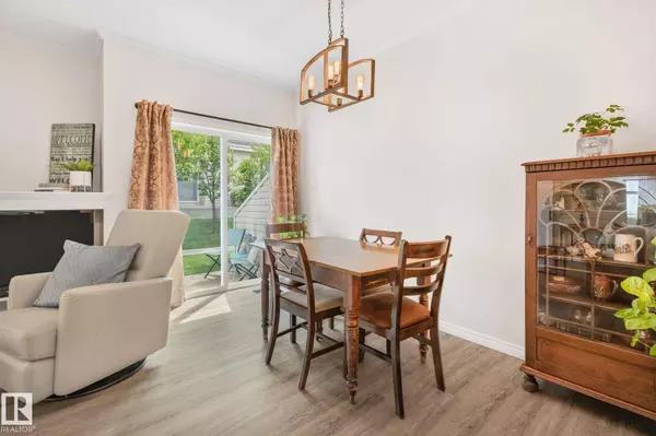 #81 3040 SPENCE WD SW, Edmonton, AB T6X 1N7