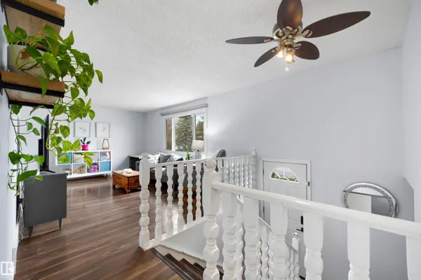 5502 52 ST, Leduc, AB T9E 5P6