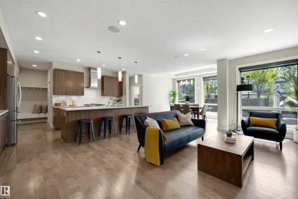 1979 AINSLIE LI SW, Edmonton, AB T6W 2M1