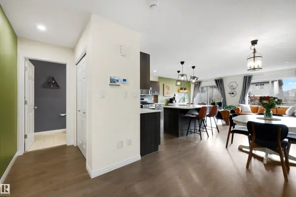 2132 CASSIDY WD SW, Edmonton, AB T6W 3E1