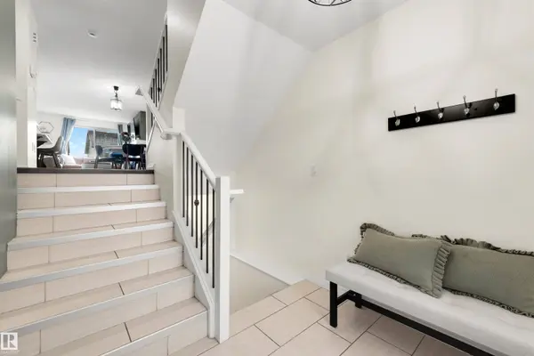 2132 CASSIDY WD SW, Edmonton, AB T6W 3E1