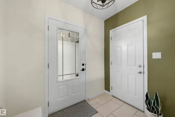 2132 CASSIDY WD SW, Edmonton, AB T6W 3E1