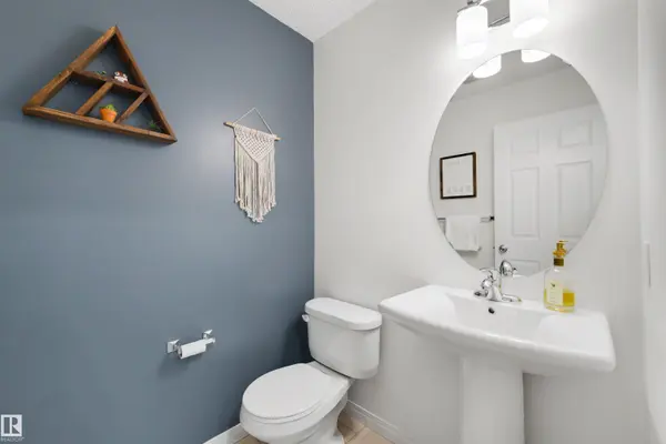 2132 CASSIDY WD SW, Edmonton, AB T6W 3E1