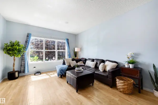 1522 CHAPMAN WY SW, Edmonton, AB T6W 0Y9