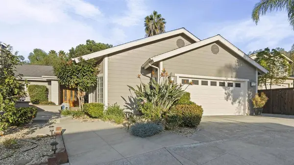7861 Quince St., La Mesa, CA 91941