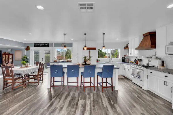 7548 Golfcrest Dr, San Diego, CA 92119