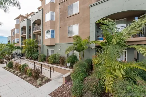 3990 Centre #209, San Diego, CA 92103