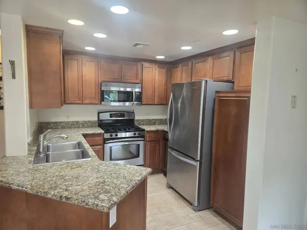 3990 Centre #209, San Diego, CA 92103