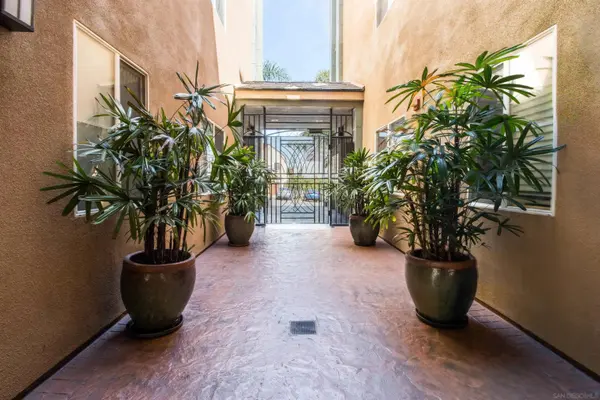 3990 Centre #209, San Diego, CA 92103