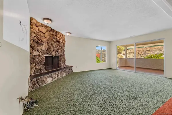 11701 Shadow Valley Rd, El Cajon, CA 92020