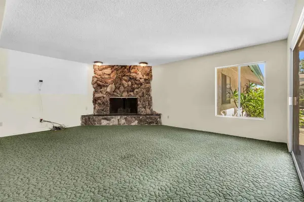 11701 Shadow Valley Rd, El Cajon, CA 92020