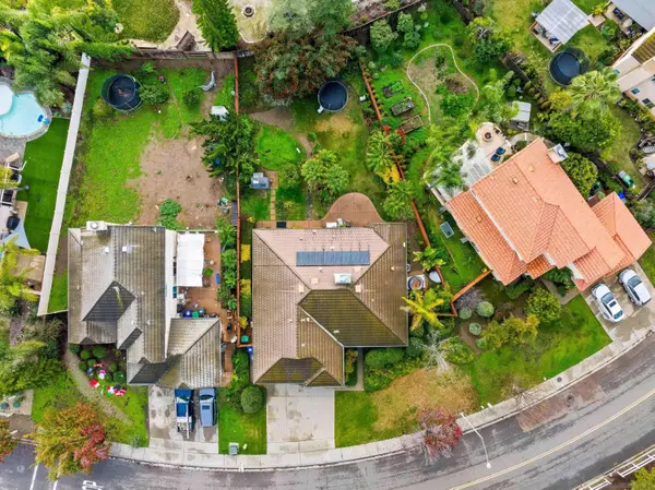 5761 Spur Ave, Oceanside, CA 92057