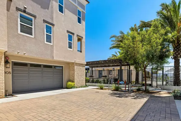 1233 Sunrise View #105, San Marcos, CA 92078