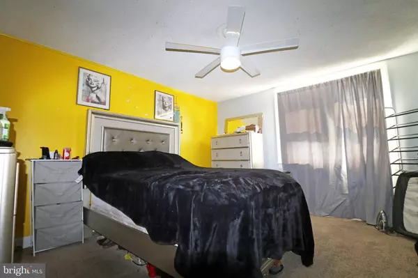 63 W MADISON AVE, Clifton Heights, PA 19018