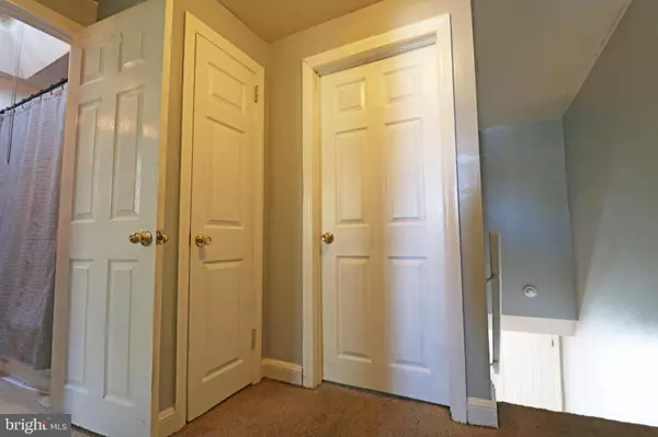 63 W MADISON AVE, Clifton Heights, PA 19018