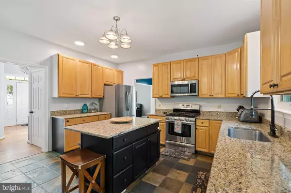 320 BAKER DR, Lincoln University, PA 19352