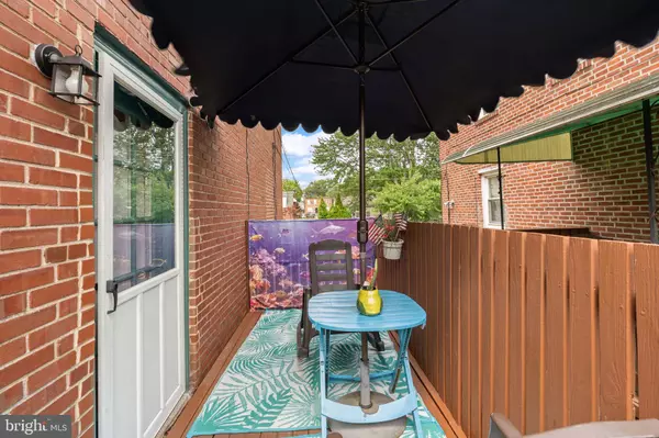 209 EDGEWOOD AVE, Folsom, PA 19033