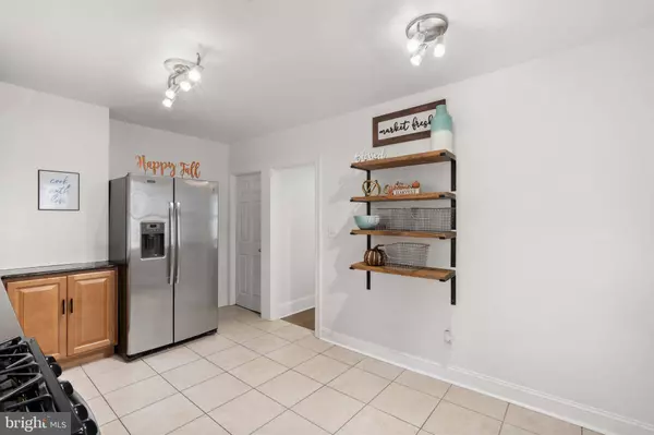 612 SUMMIT AVE, Prospect Park, PA 19076