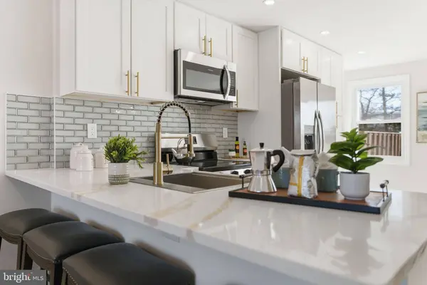 2003 HEATHER RD, Folcroft, PA 19032