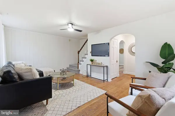 725 IRVINGTON PL, Chester, PA 19013