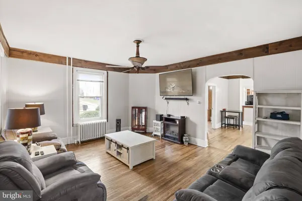 203 FAIRVIEW RD, Clifton Heights, PA 19018