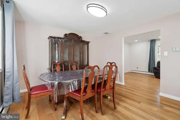 426 E HINCKLEY AVE, Ridley Park, PA 19078